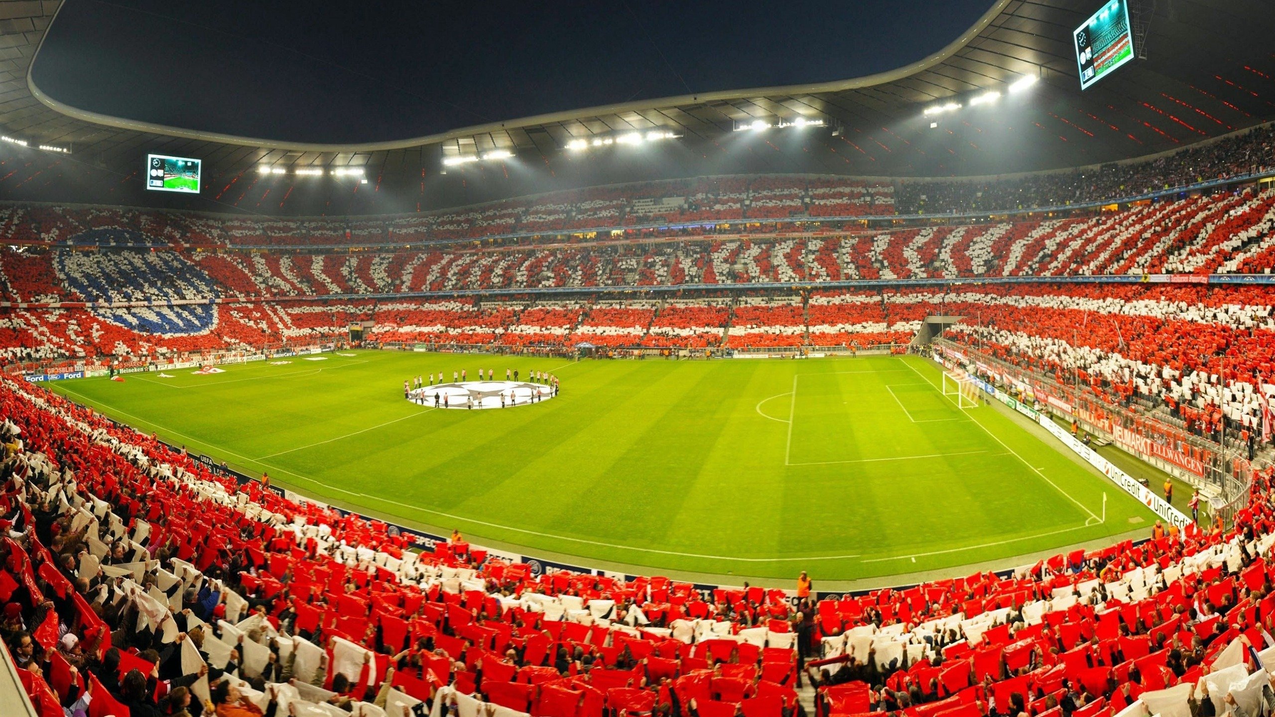 哈兰德再创欧冠历史新纪录,曼城豪取三连胜,哈兰德代表两支球队参加欧冠