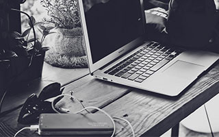 mk体育开云-节奏混乱时球员应如何优先选择防守站位，节奏型控卫的球鞋